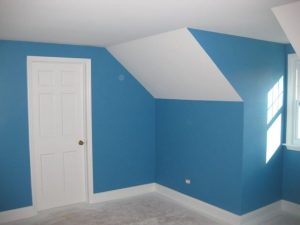 Chicago painter. Painting contractor. West Town. West Loop. Drywall repair. Lincoln Park. Logan Square. Wallpaper. Wrought iron fence. Rust removal. Metal porch. Cabinets refinishing. Drywall water damage repair