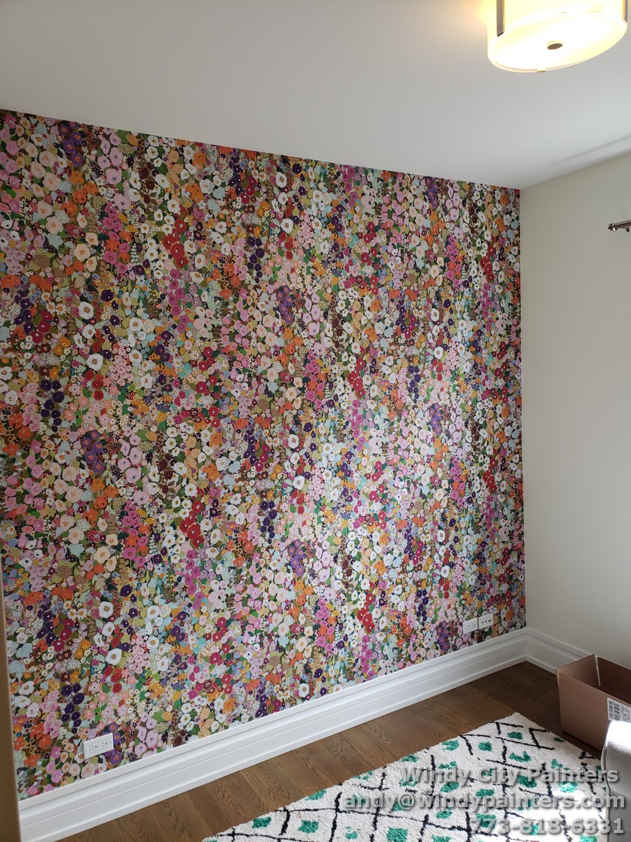 Wallpaper Installation. Avondale Chicago. Painting contractor.