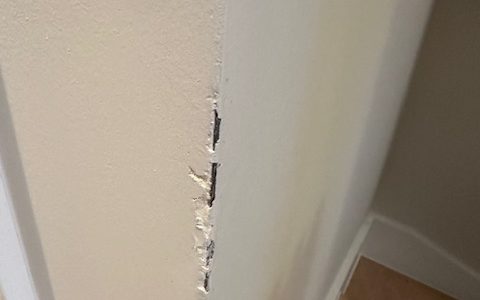 Drywall damage repair. Painter Chicago