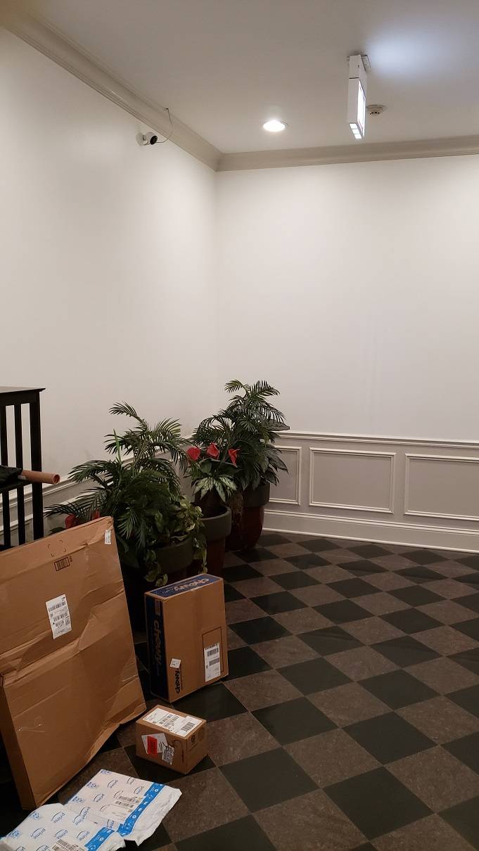 2020,05,05_West_Loop_Hallway_Lobby_painting - West-Loop-lobby-and-hallway-painting.-Wainscott.-Walls-and-ceilings.-Chicago-painter.-Drywall-repair-2.jpg